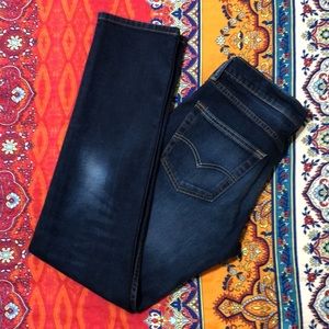 LEVI'S MEN’s JEANS STYLE 511. 31x32. DISTRESSED &EUC. SLIM FIT W/A GREAT TAPER.!